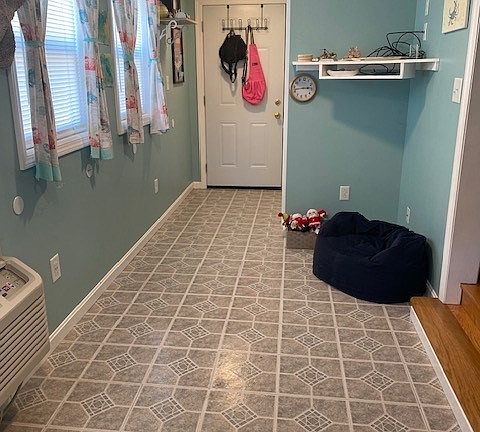 2nd image of 6067 Periwinkle Dr