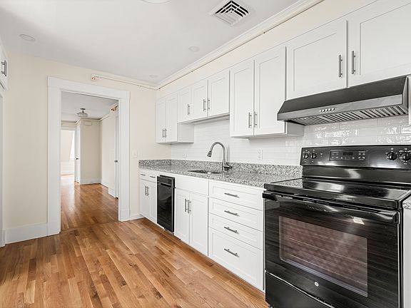 4th image of 16 Loring Ave #3