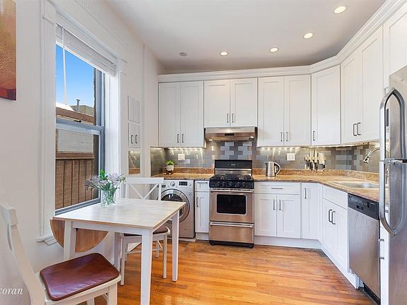 2nd image of 195 Prospect Park W APT 4D
