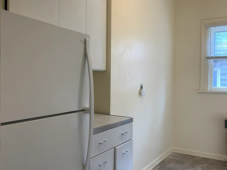 10 Lennox Ct #6 — Photo 7