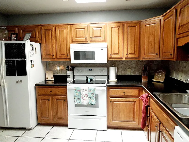 1003 River Bend Rd — Photo 9