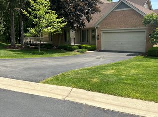 4535 Golf View Dr, Brighton, MI