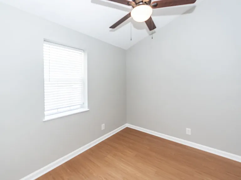 1441 Swamp Angel Ct — Photo 10