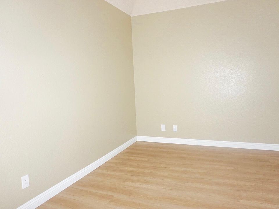 1st image of 22773 Lakeway Dr Unit 445