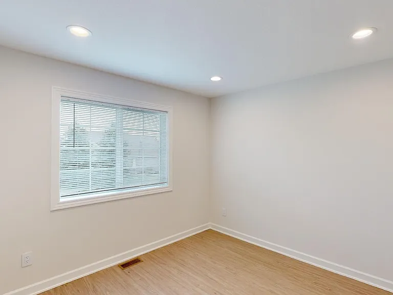 828 Dailey Pl — Photo 21