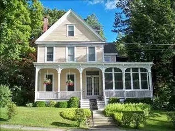 17 Belle Ave, Troy, NY 12180