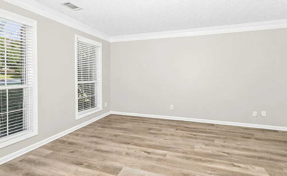 4 bed, 2.5 bath, 2700 sqft, $2,395 — Photo 4