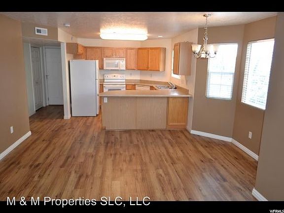 2nd image of 1462 Brunello Dr