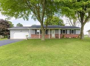 1069 Sir Knight Rd, Plainwell, MI 49080
