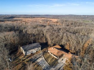 2667 Wapsi Ridge Dr, Walker, IA 52352