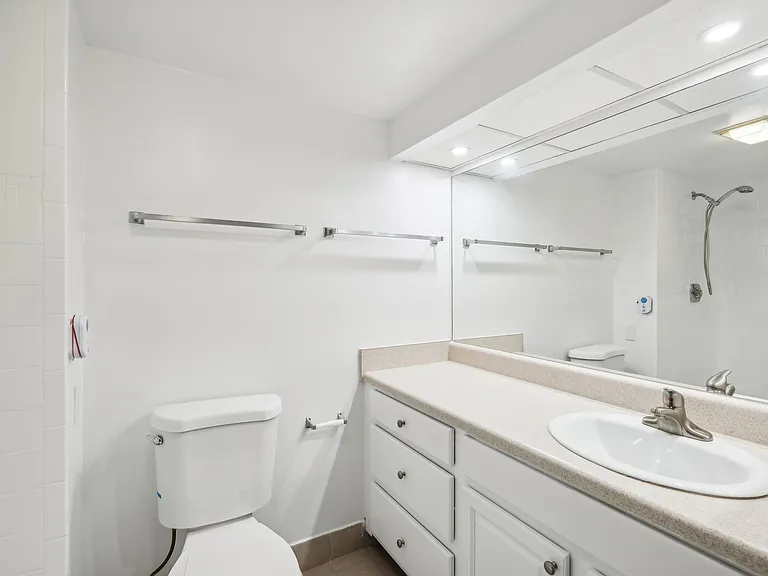 Waterview Rental — Photo 17