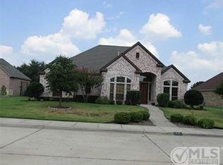 1501 Rusticwood Dr, Desoto, TX 75115