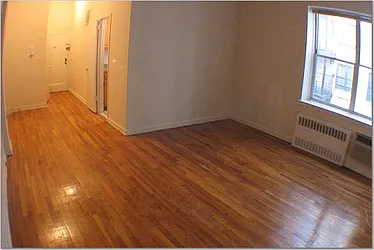 Rented by 4 Points Properties