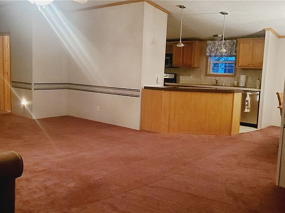 4th image of 813 Stoneybrook Trl