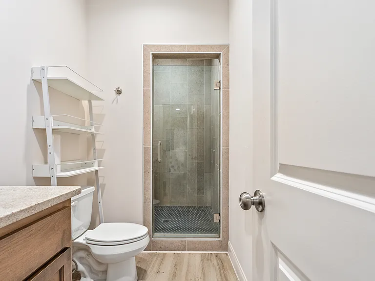 363 W Drake Ave — Photo 24