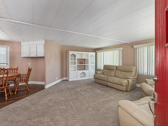 2nd image of 54 Lemon Tree Circle