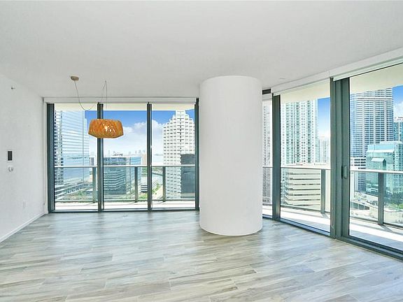4th image of 801 S Miami Ave #S2