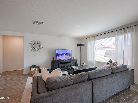 3rd image of 3405 W DUNBAR Drive