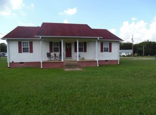 500 Stout St, Savannah, TN 38372