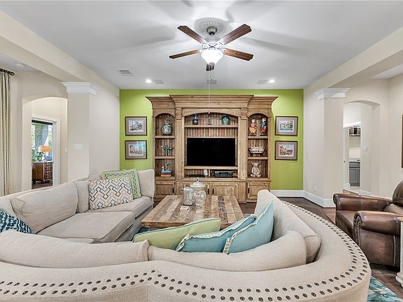 5th image of 4401 Odell Ln
