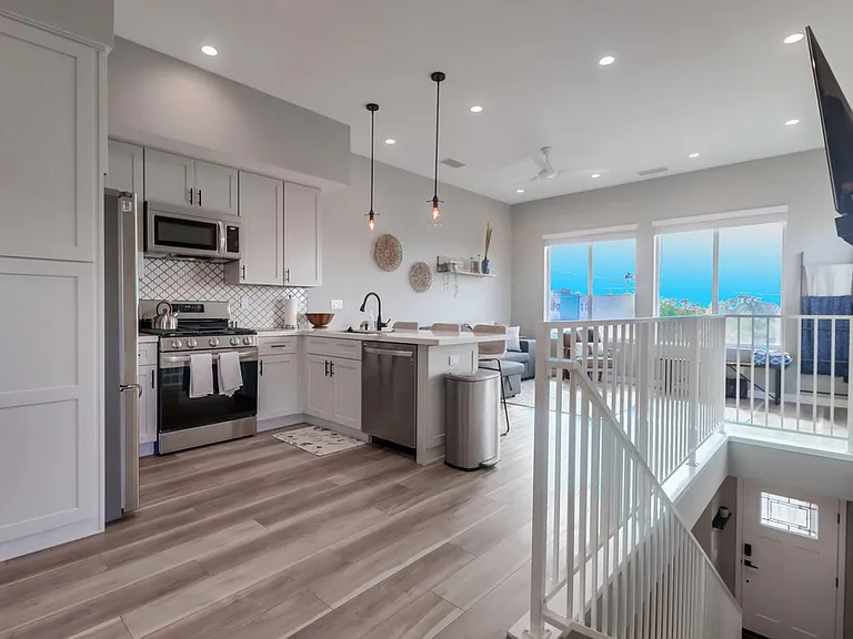 Kitchen/living
