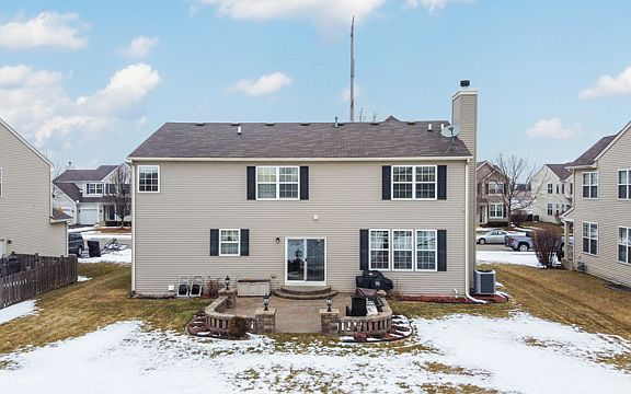 4th image of 3169 Whirlaway Ln