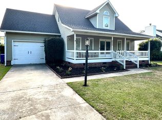 3220 Meeting Pl, Greenville, NC 27858