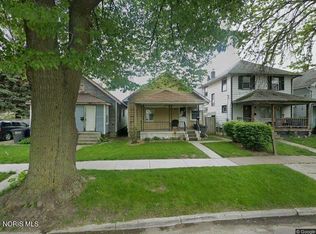 2458 Woodford St, Toledo, OH 43605