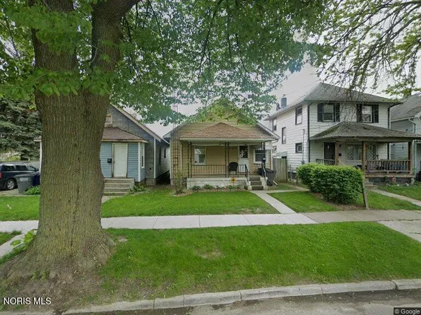 2458 Woodford St, Toledo, OH 43605