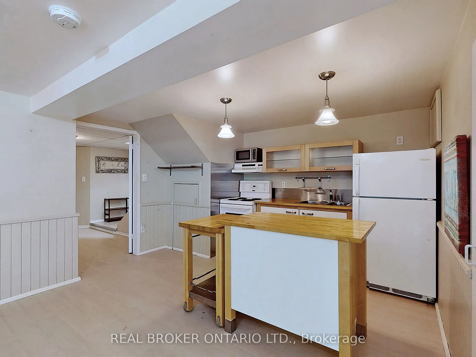 2 bed, $1,700 — Photo 4