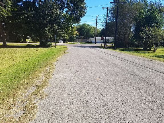 5th image of 1901 Stanley Blvd