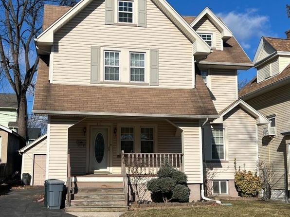49 Fulton St, East Orange City, NJ 07017