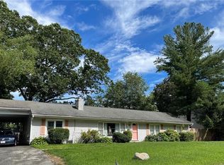 114 Diamond Hill Rd, Warwick, RI 02886