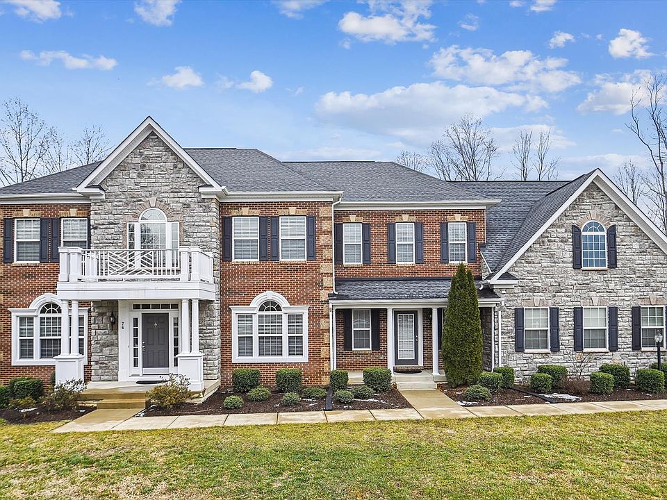 1st image of 76 Brittany Manor Way