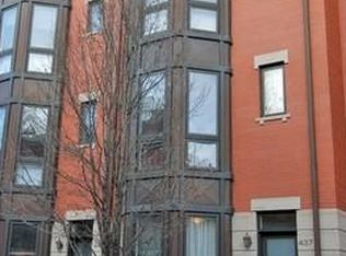 433 N Clinton St, Chicago, IL 60654