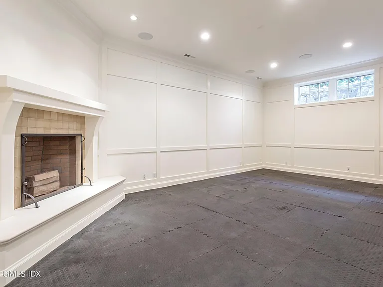140 Havemeyer Pl — Photo 30