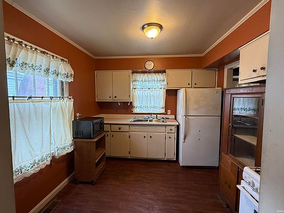 5th image of 1713 Cass Ave