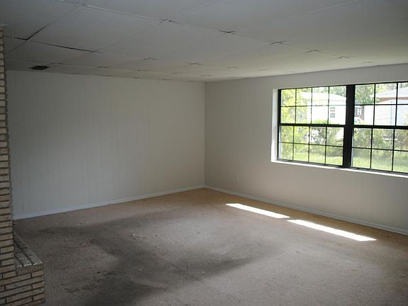 5th image of 7937 Catawba Dr