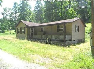 109 Armour Rd #E, Nitro, WV 25143