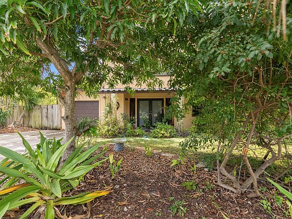 4th image of 2019 SW 28th Avenue