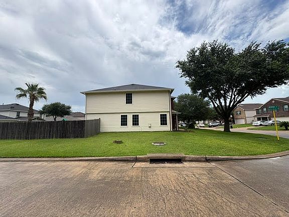 3rd image of 20811 Trenton Valley Ln