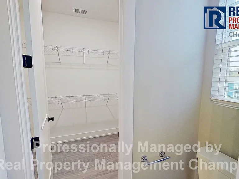 331 McIvers Aly — Photo 26