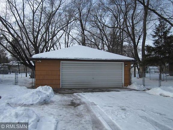 3rd image of 7311 Irving Ave N