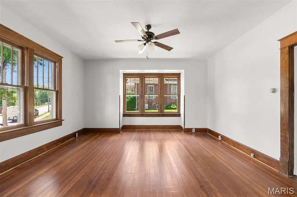 3 bed, 1.0 bath, 1527 sqft, $1,400 — Photo 4