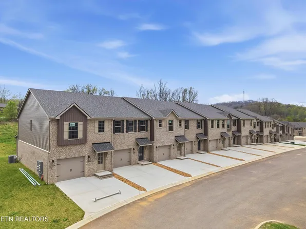 8952 Keenberg Ln, Knoxville, TN 37931