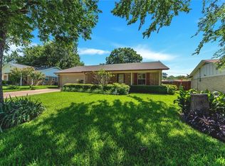 2512 Shady Meadow Dr, Bedford, TX 76021