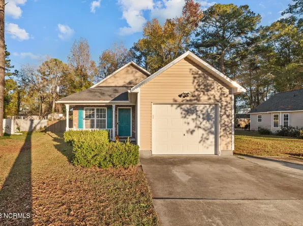 707 Foy Avenue, Maysville, NC 28555