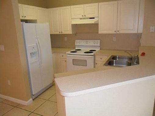 3rd image of 6411 Catalina Lane #6411