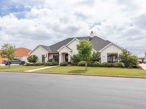 3rd image of 5426 Enclave Ct
