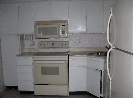 4th image of 3352 NW 47th Ave #3280
